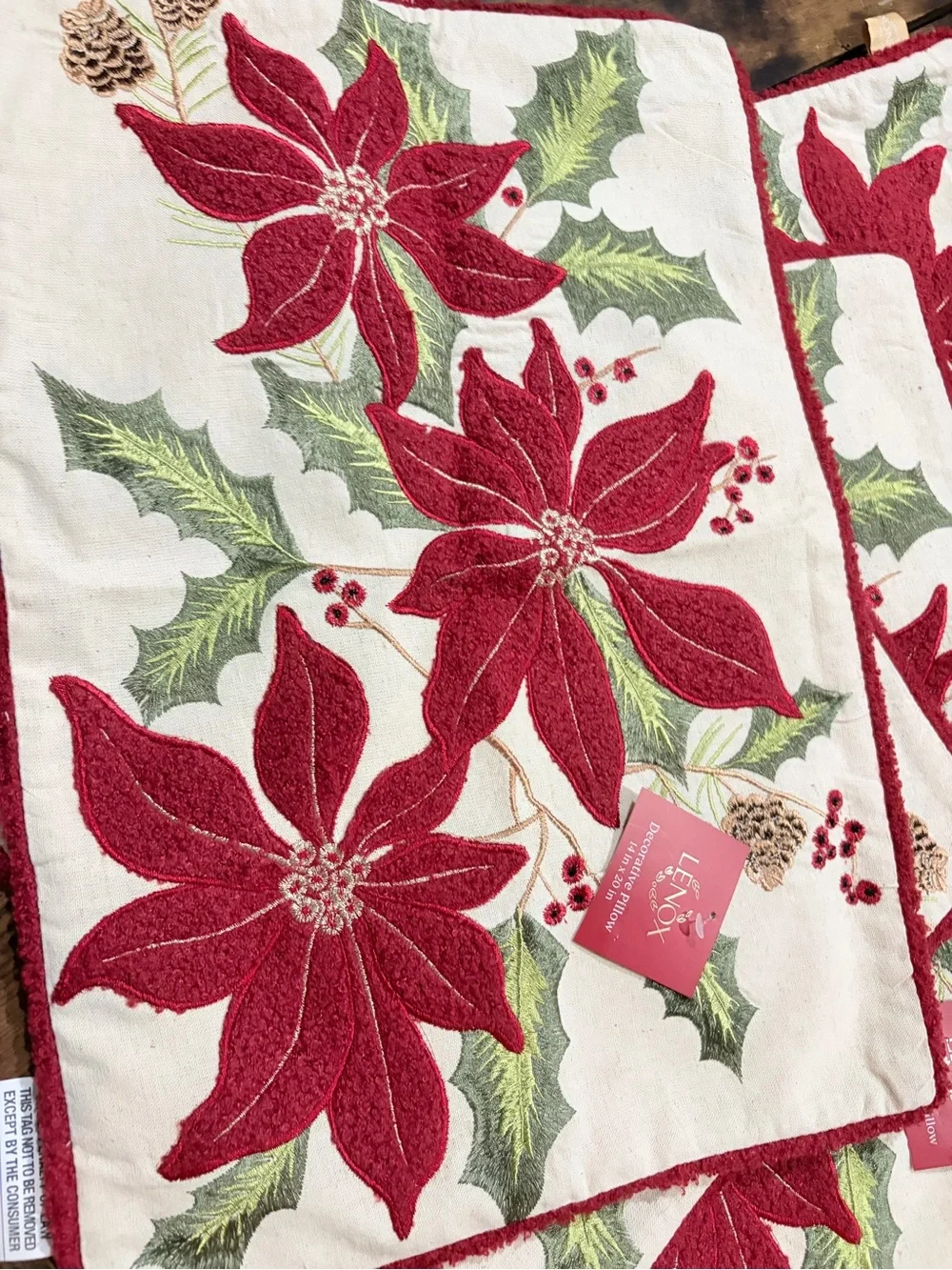 Lenox Vintage Pionsettia Pillow Covers Lot of 4 New With Tags Covers Only